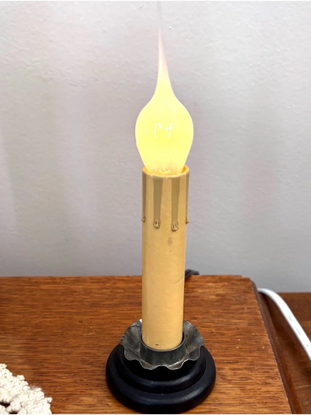 Vintage-Style Electric Candle - Picture 9 of 12